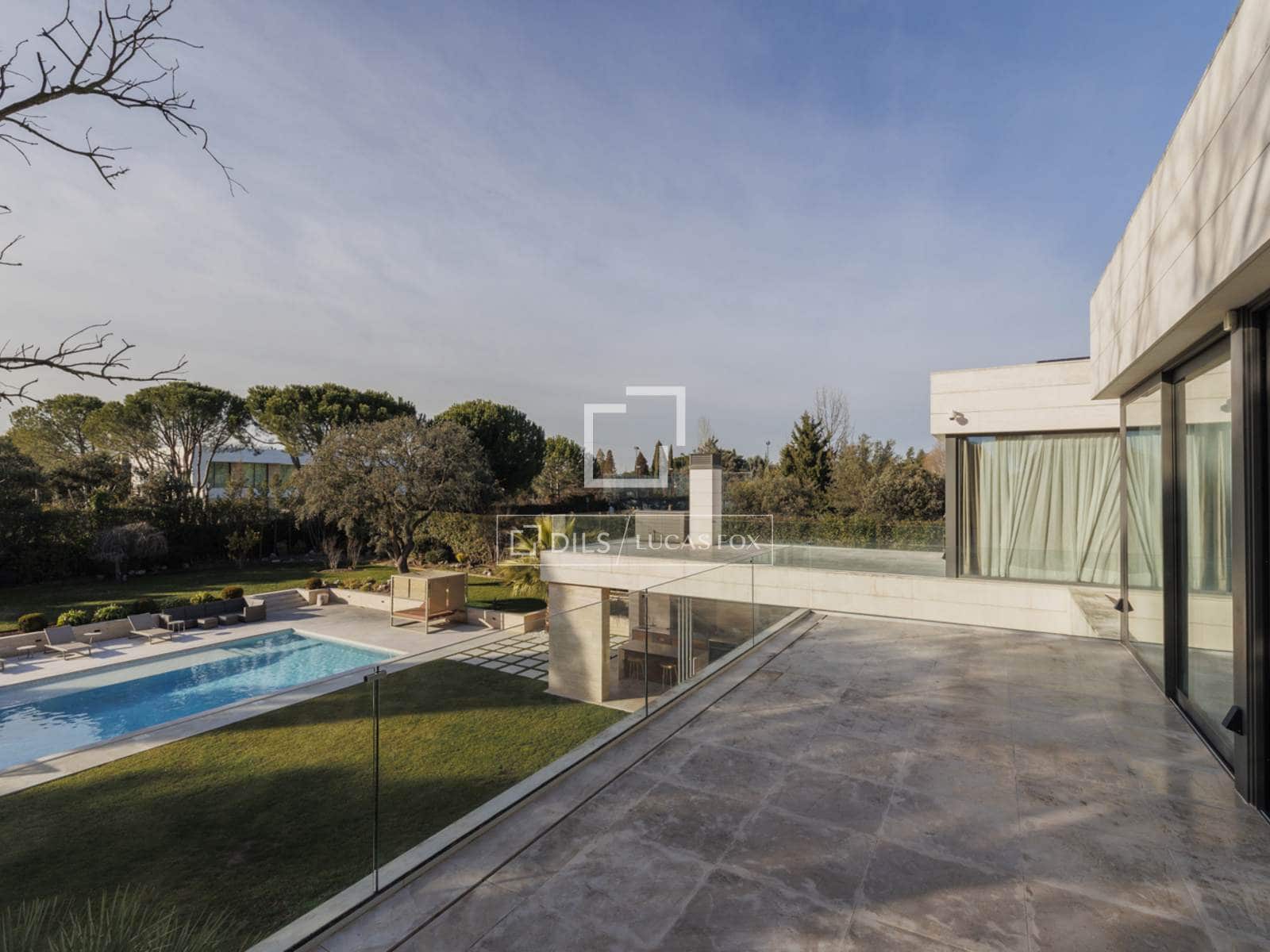 Chalet de 6 habitaciones en Pozuelo de Alarcón en venta con piscina garaje - 5.300.000 € (Ref: 9683301)