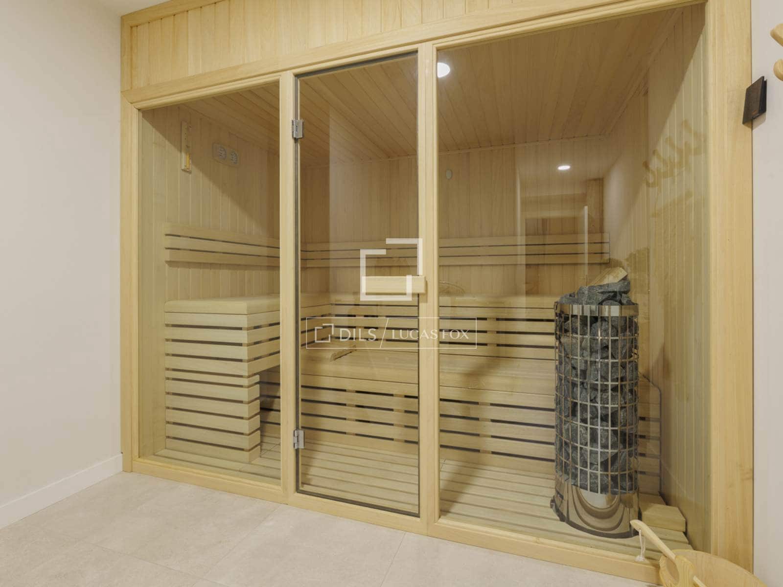 Chalet de 6 habitaciones en Pozuelo de Alarcón en venta con piscina garaje - 5.300.000 € (Ref: 9683301)