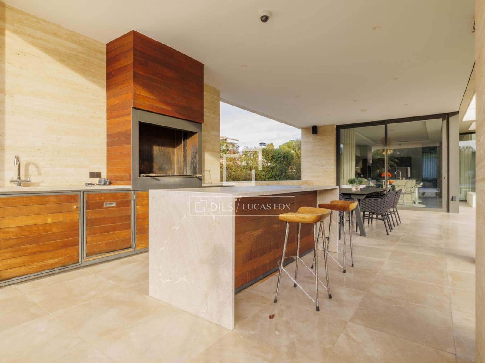 Chalet de 6 habitaciones en Pozuelo de Alarcón en venta con piscina garaje - 5.300.000 € (Ref: 9683301)