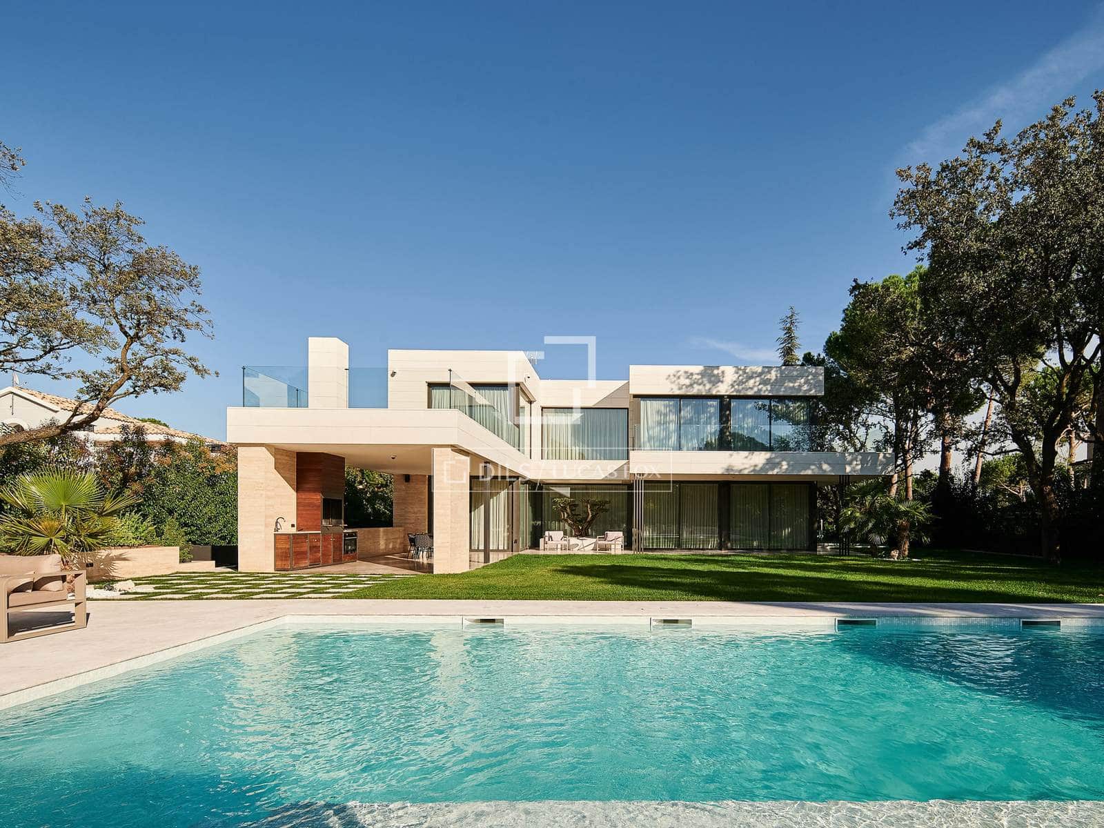 Chalet de 6 habitaciones en Pozuelo de Alarcón en venta con piscina garaje - 5.300.000 € (Ref: 9683301)