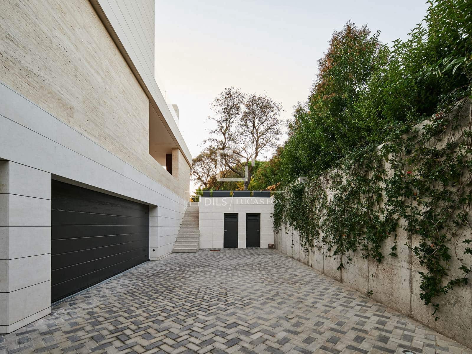 Chalet de 6 habitaciones en Pozuelo de Alarcón en venta con piscina garaje - 5.300.000 € (Ref: 9683301)