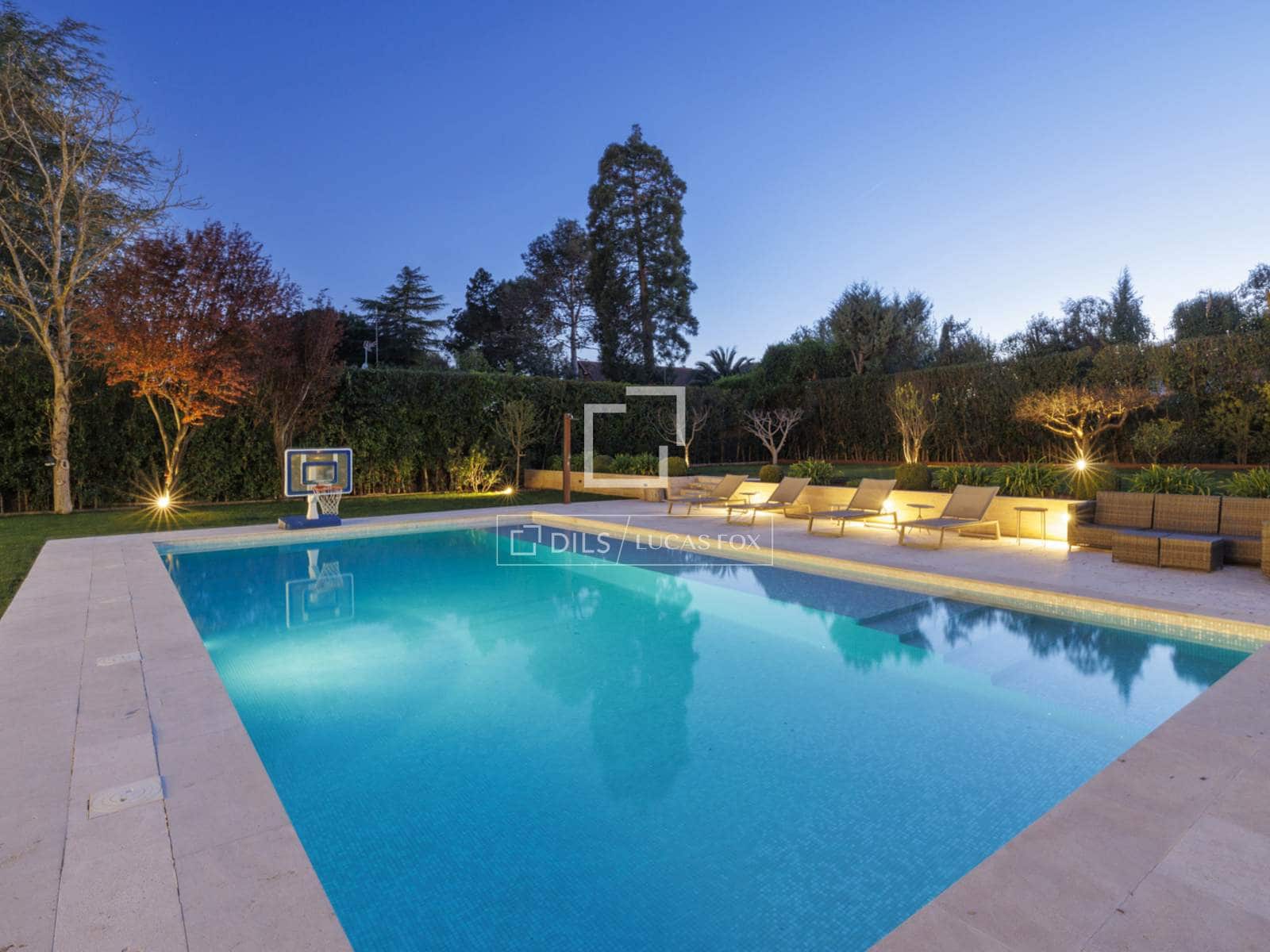 6 Zimmer Villa zu verkaufen in Pozuelo de Alarcon mit Pool Garage - 5.300.000 € (Ref: 9683301)