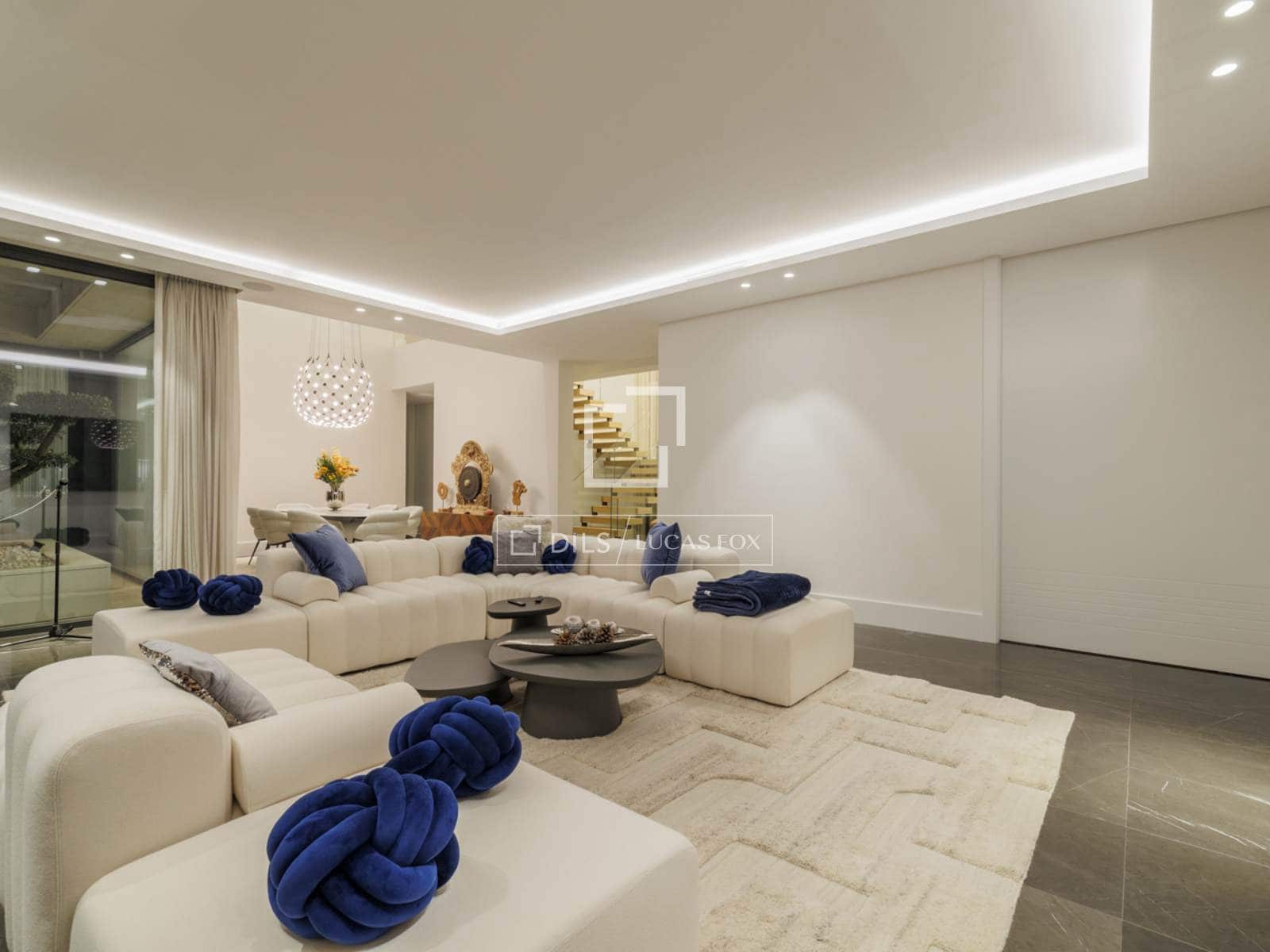 6 Zimmer Villa zu verkaufen in Pozuelo de Alarcon mit Pool Garage - 5.300.000 € (Ref: 9683301)