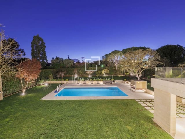 6 slaapkamer Villa te koop in Pozuelo de Alarcón met zwembad garage - € 5.300.000 (Ref: 9683301)