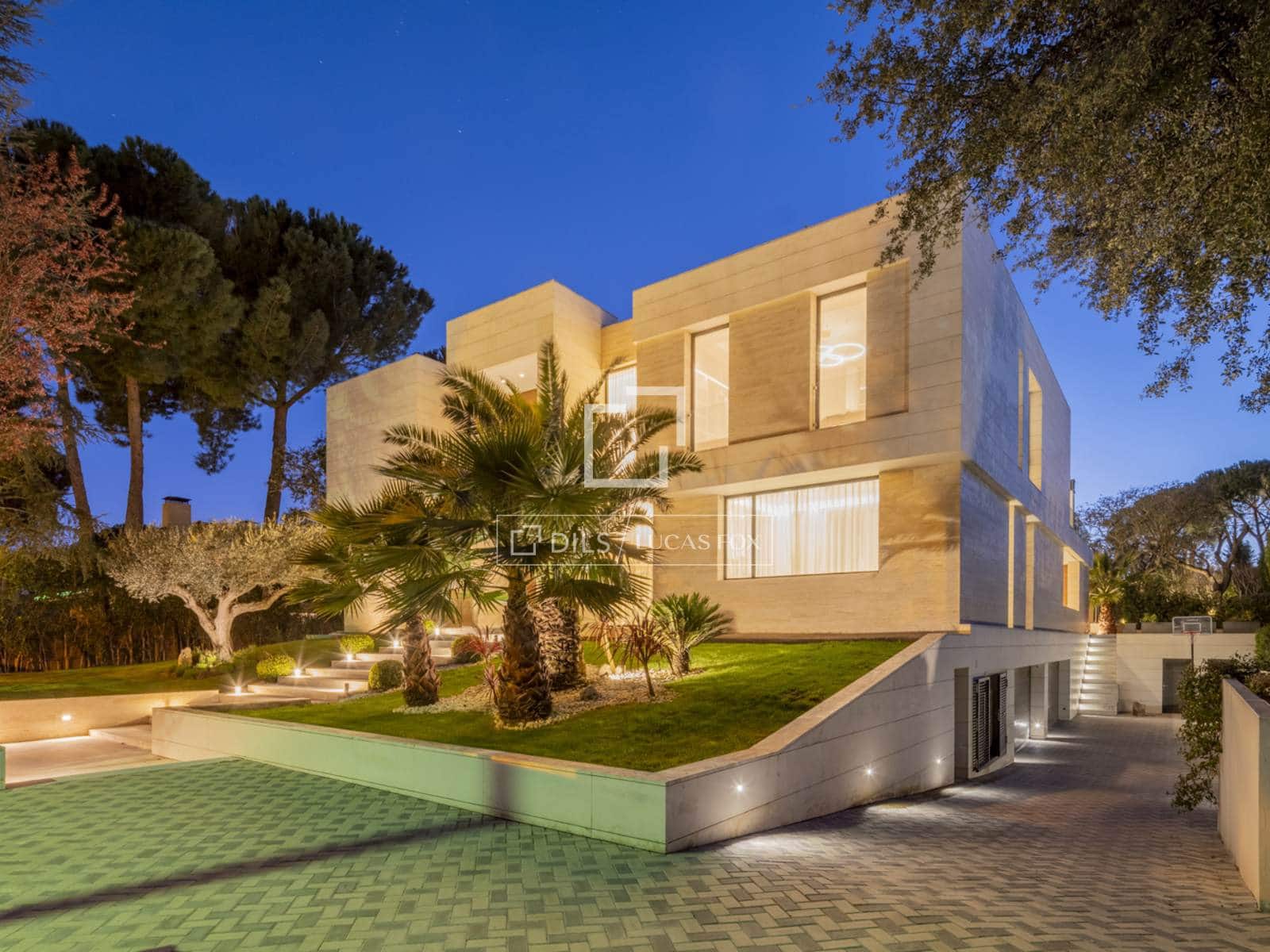 6 Zimmer Villa zu verkaufen in Pozuelo de Alarcon mit Pool Garage - 5.300.000 € (Ref: 9683301)