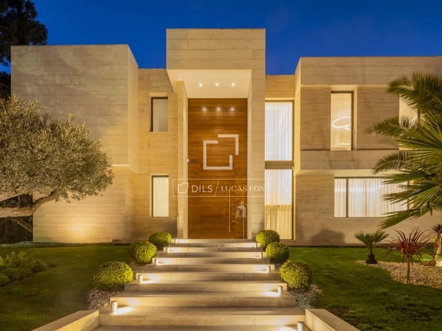 6 slaapkamer Villa te koop in Pozuelo de Alarcón met zwembad garage - € 5.300.000 (Ref: 9683301)