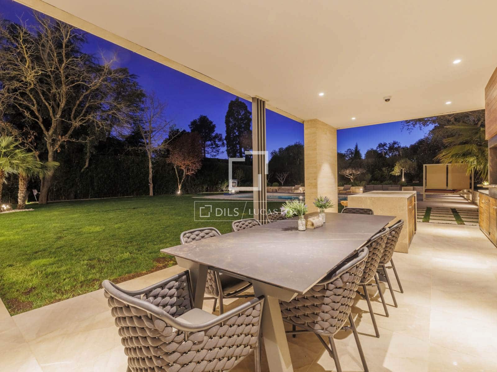 6 Zimmer Villa zu verkaufen in Pozuelo de Alarcon mit Pool Garage - 5.300.000 € (Ref: 9683301)