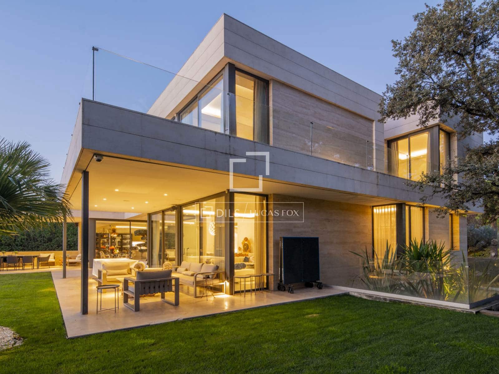 6 sypialnia Willa na sprzedaż w Pozuelo de Alarcon z basenem garażem - 5 300 000 € (Ref: 9683301)