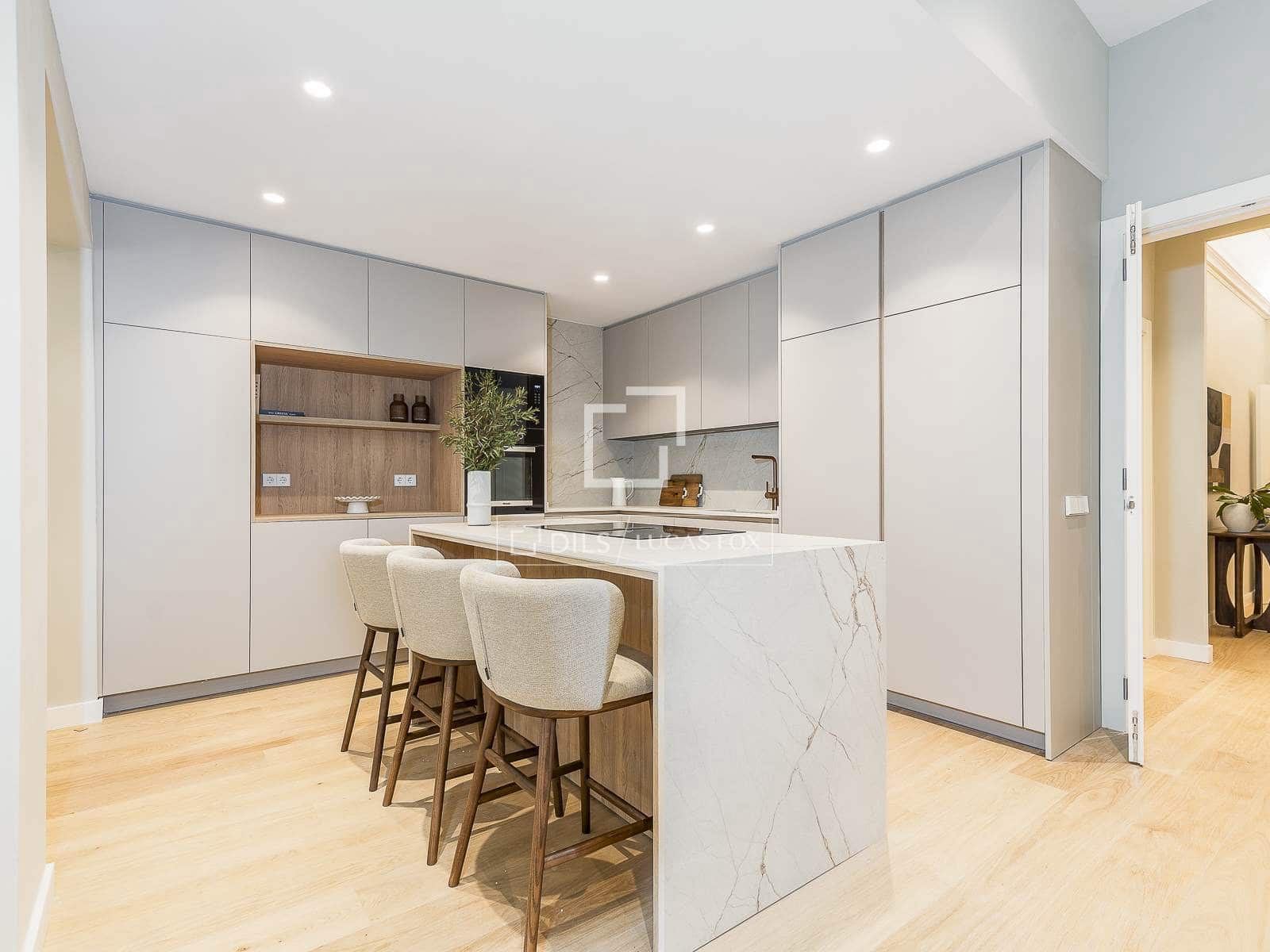 Apartamento de 5 habitaciones en Barcelona ciudad en venta - 2.150.000 € (Ref: 9684223)