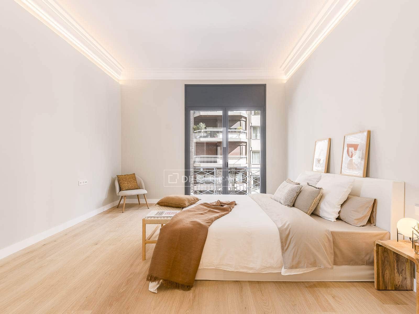 Apartamento de 5 habitaciones en Barcelona ciudad en venta - 2.150.000 € (Ref: 9684223)