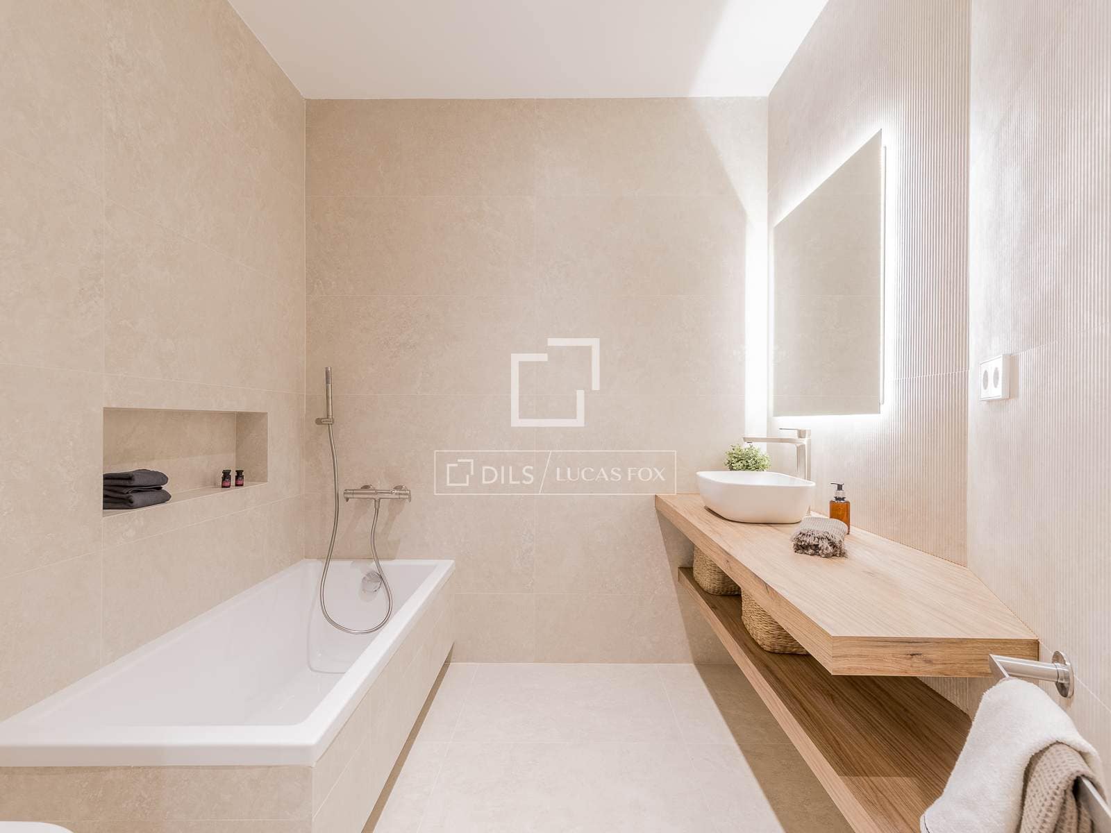 Apartamento de 5 habitaciones en Barcelona ciudad en venta - 2.150.000 € (Ref: 9684223)