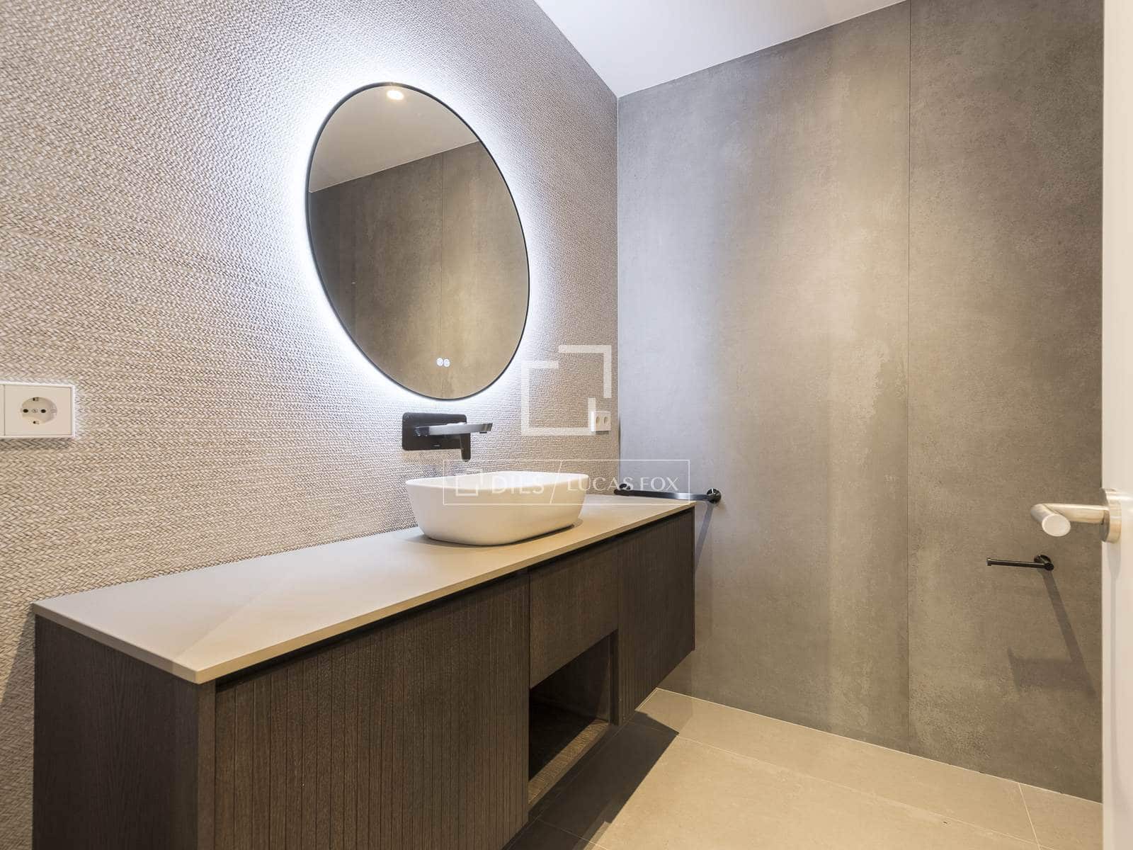 Apartamento de 5 habitaciones en Barcelona ciudad en venta - 2.150.000 € (Ref: 9684223)