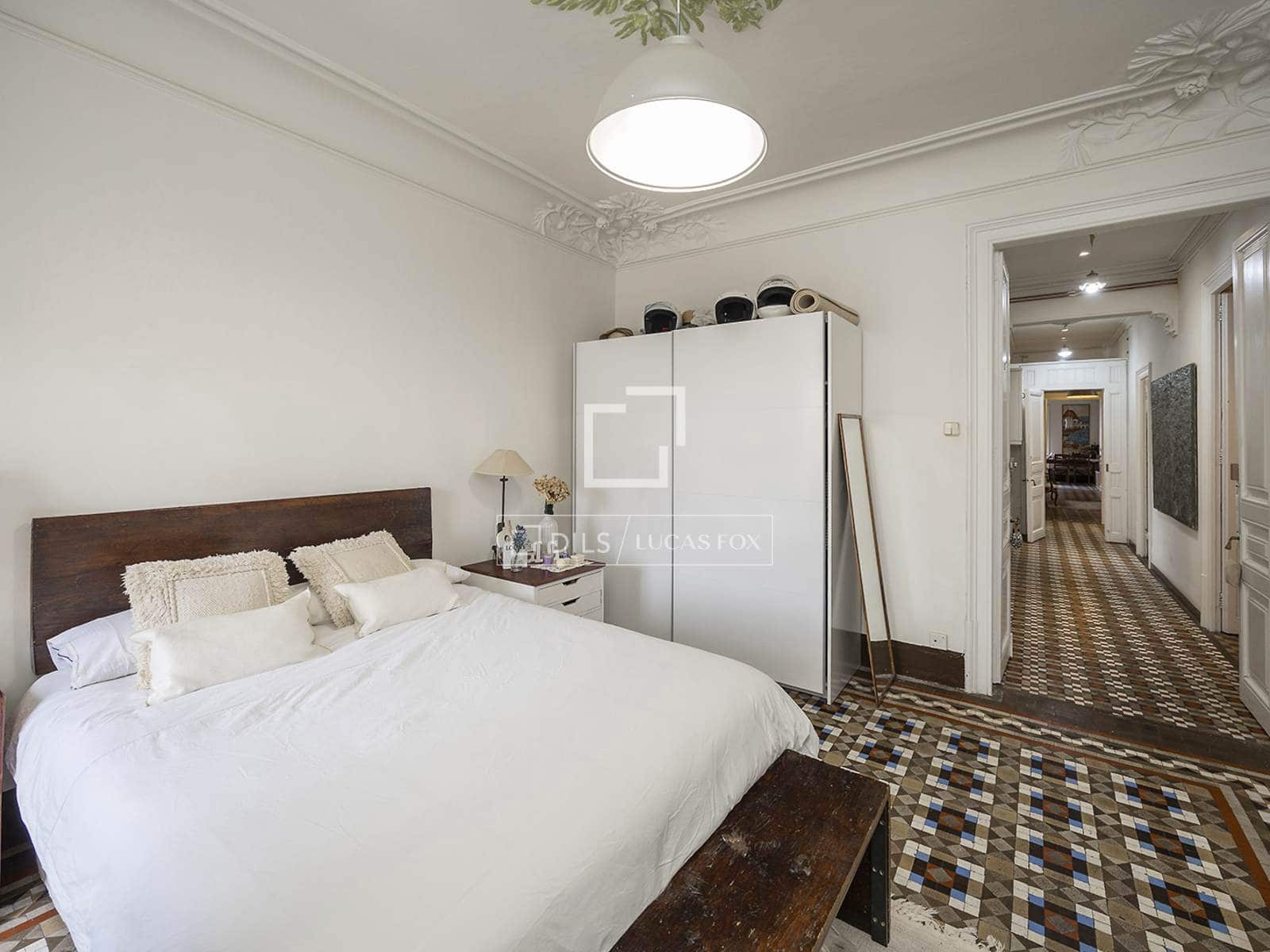 5 sypialnia Apartament na sprzedaż w Miasto Barcelona - 950 000 € (Ref: 9684225)