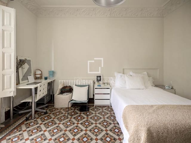 5 sypialnia Apartament na sprzedaż w Miasto Barcelona - 950 000 € (Ref: 9684225)