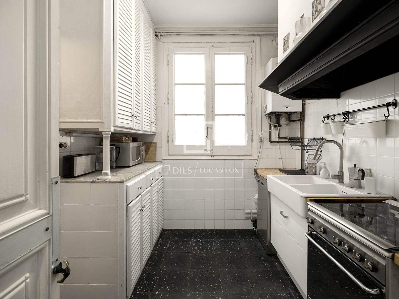 5 sypialnia Apartament na sprzedaż w Miasto Barcelona - 950 000 € (Ref: 9684225)