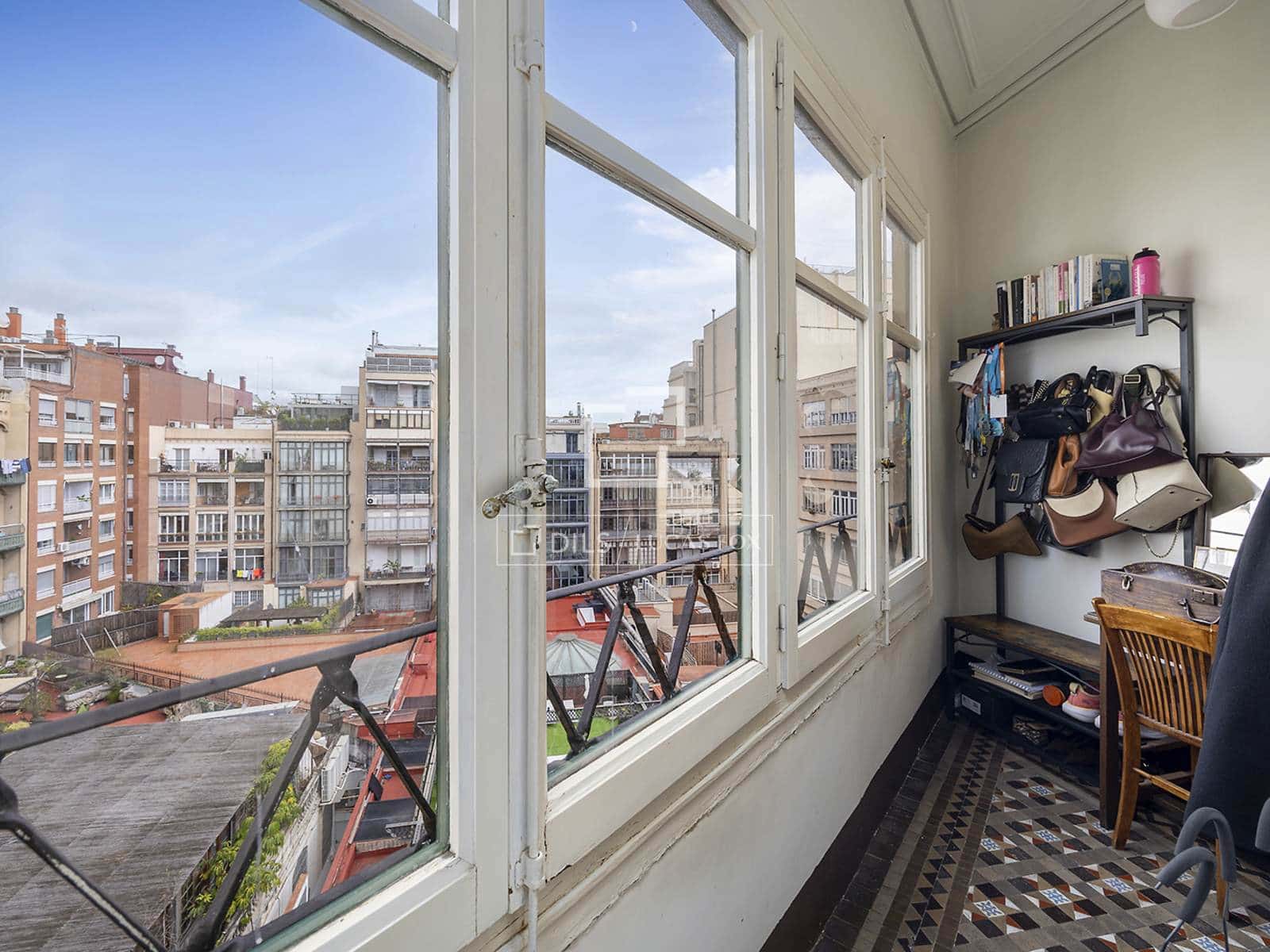 5 sypialnia Apartament na sprzedaż w Miasto Barcelona - 950 000 € (Ref: 9684225)