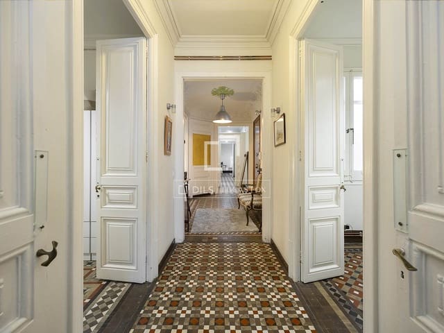 5 sypialnia Apartament na sprzedaż w Miasto Barcelona - 950 000 € (Ref: 9684225)