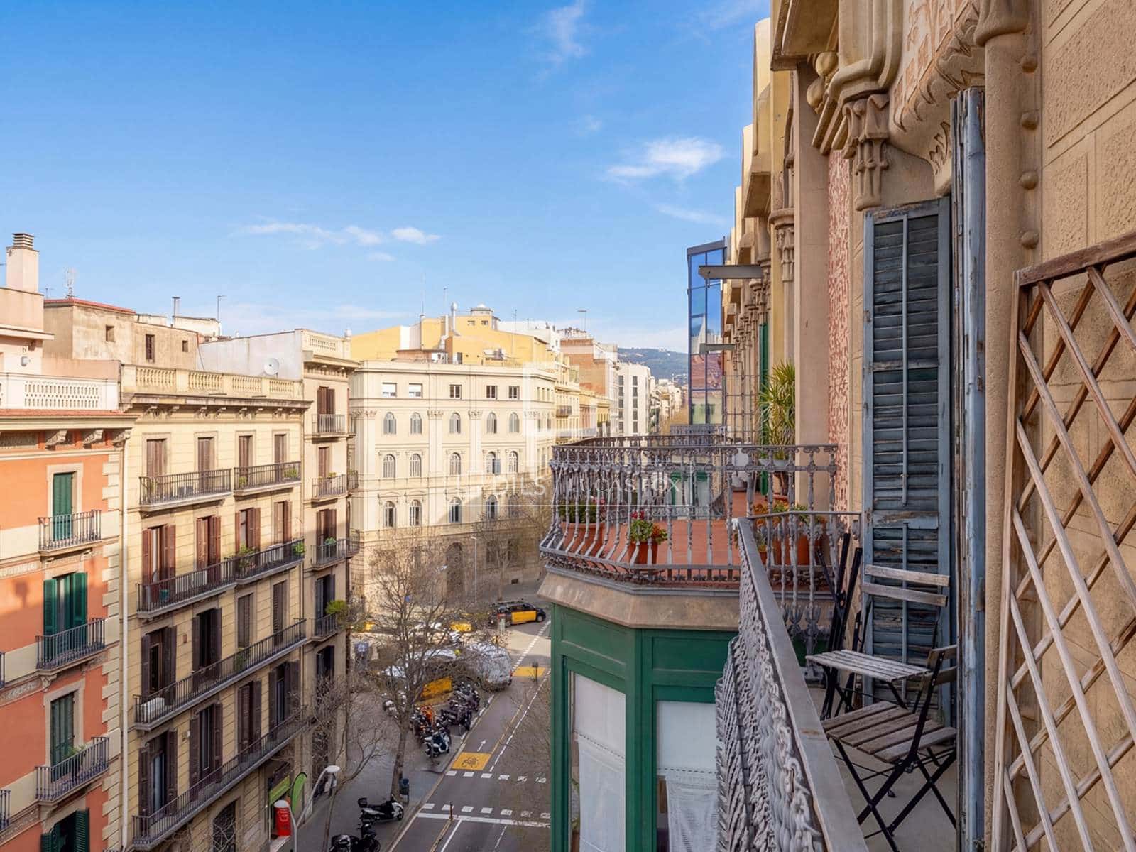 5 sypialnia Apartament na sprzedaż w Miasto Barcelona - 950 000 € (Ref: 9684225)