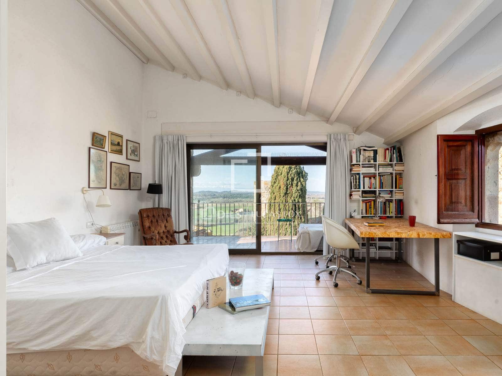 5 bedroom Finca/Country House for sale in Pals - € 990,000 (Ref: 9685152)