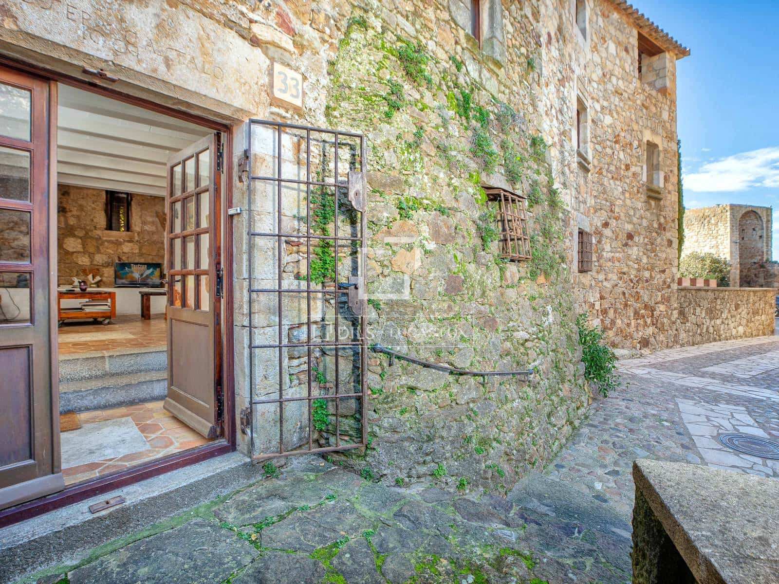 5 bedroom Finca/Country House for sale in Pals - € 990,000 (Ref: 9685152)