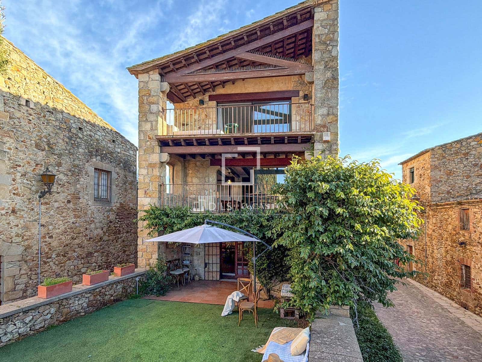 5 bedroom Finca/Country House for sale in Pals - € 990,000 (Ref: 9685152)