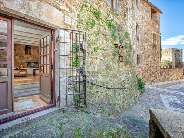 5 bedroom Finca/Country House for sale in Pals - € 990,000 (Ref: 9685152)