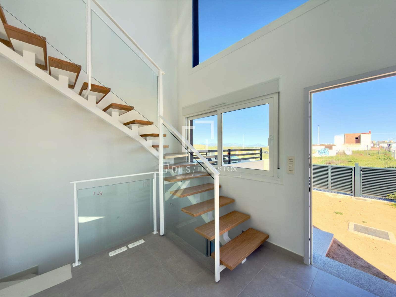 3 makuuhuone Huvila myytävänä paikassa Gran Alacant mukana uima-altaan 
autotalli - 280 000 € (Ref: 9685153)