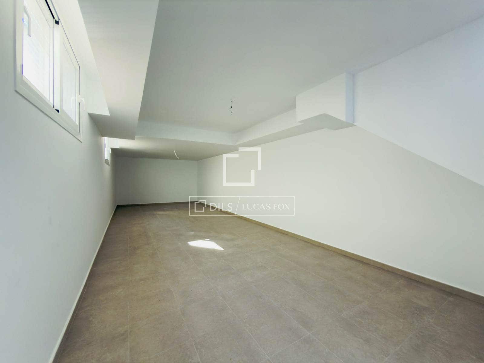 3 makuuhuone Huvila myytävänä paikassa Gran Alacant mukana uima-altaan 
autotalli - 280 000 € (Ref: 9685153)