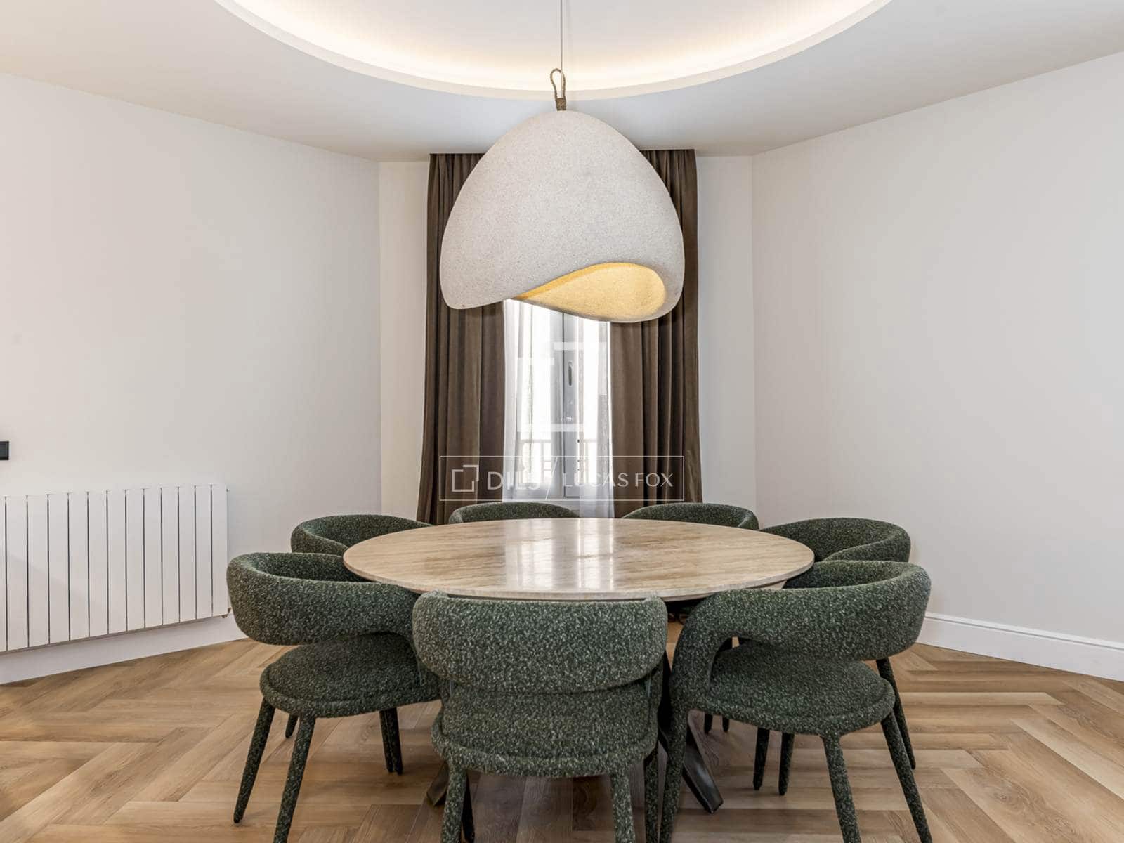 3 makuuhuone Huoneisto myytävänä paikassa Madrid kaupunki mukana 
autotalli - 2 000 000 € (Ref: 9685155)