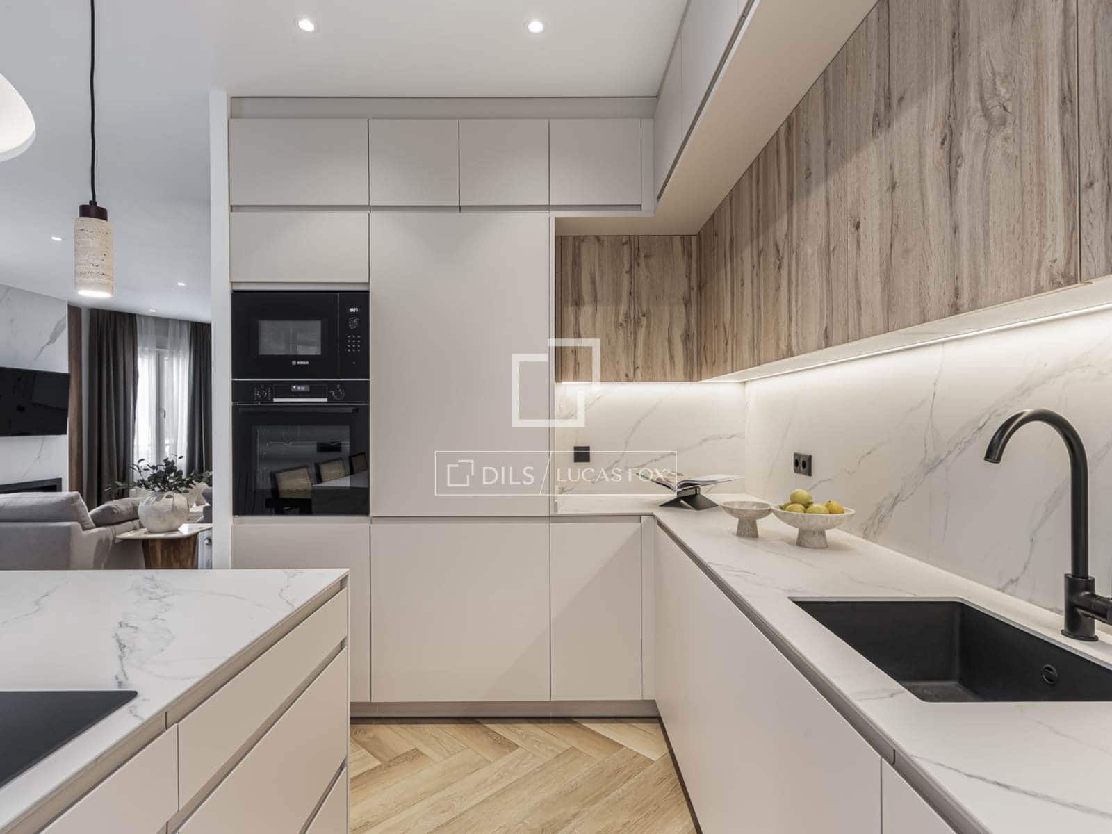 3 makuuhuone Huoneisto myytävänä paikassa Madrid kaupunki mukana 
autotalli - 2 000 000 € (Ref: 9685155)