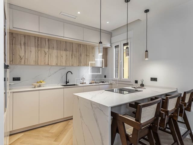 3 makuuhuone Huoneisto myytävänä paikassa Lista, Madrid kaupunki mukana 
autotalli - 2 000 000 € (Ref: 9685155)