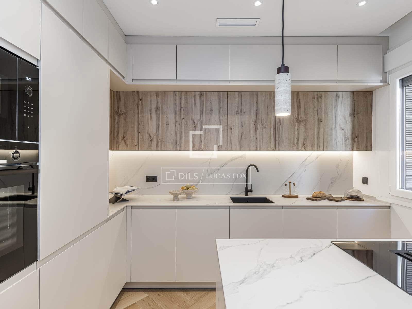 3 makuuhuone Huoneisto myytävänä paikassa Madrid kaupunki mukana 
autotalli - 2 000 000 € (Ref: 9685155)