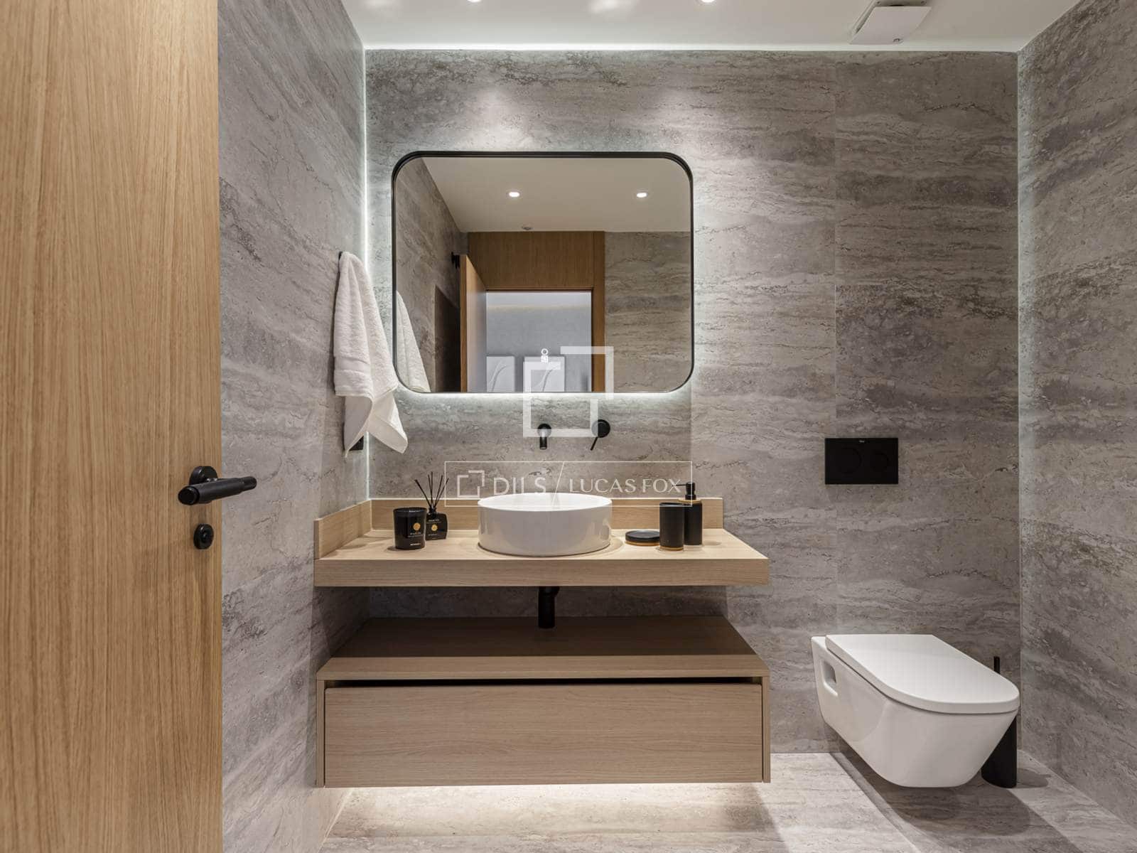 3 makuuhuone Huoneisto myytävänä paikassa Madrid kaupunki mukana 
autotalli - 2 000 000 € (Ref: 9685155)