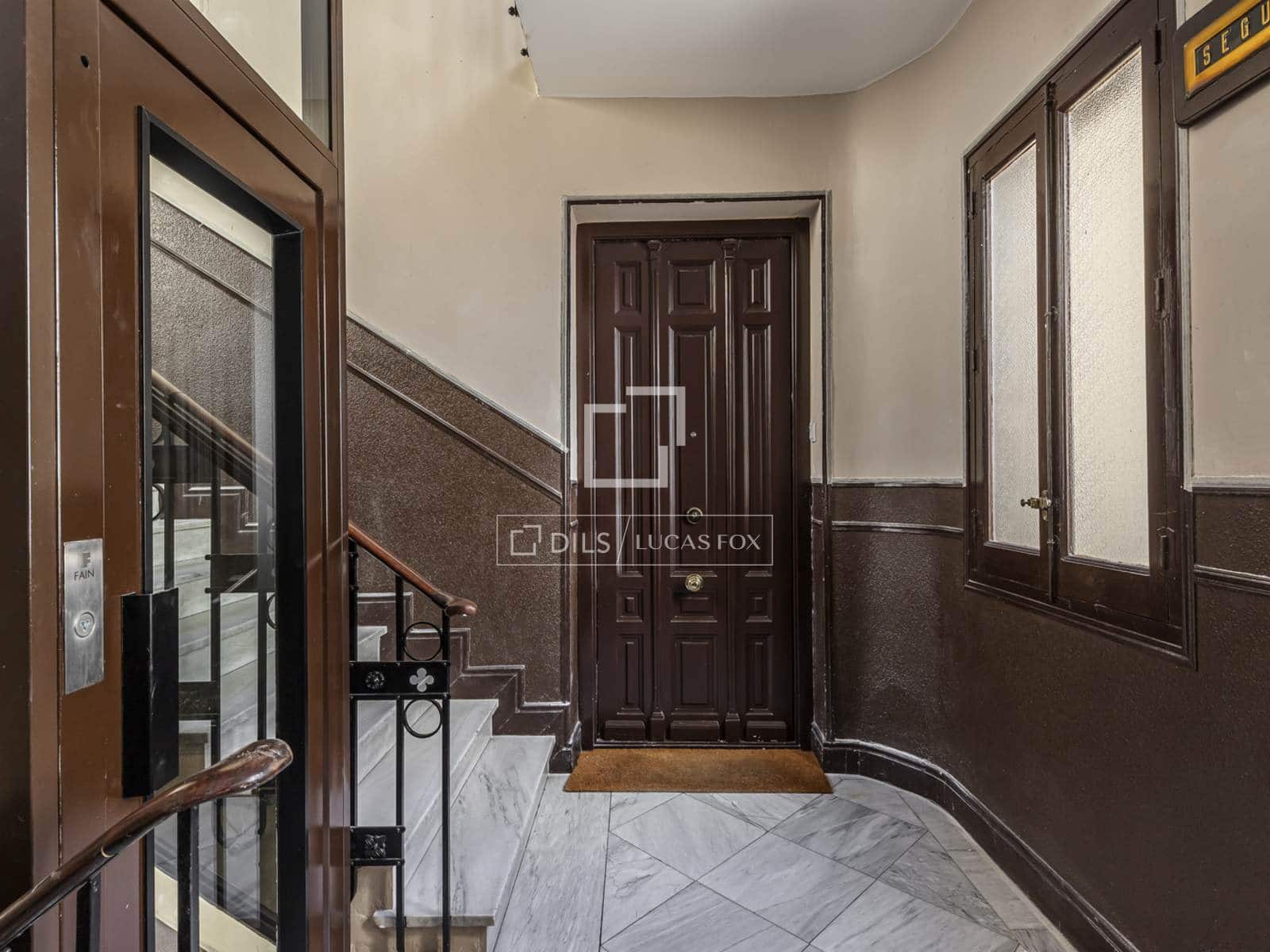 3 makuuhuone Huoneisto myytävänä paikassa Madrid kaupunki mukana 
autotalli - 2 000 000 € (Ref: 9685155)