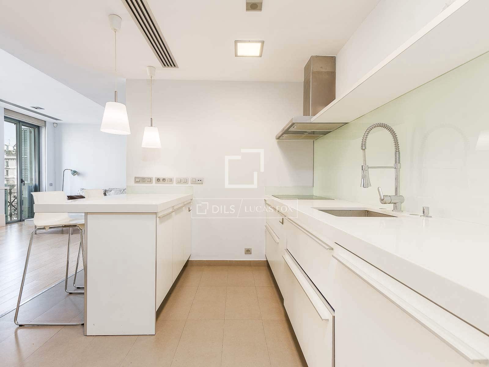 2 soveværelse Lejlighed til salg i Barcelona by - € 1.100.000 (Ref: 9685552)