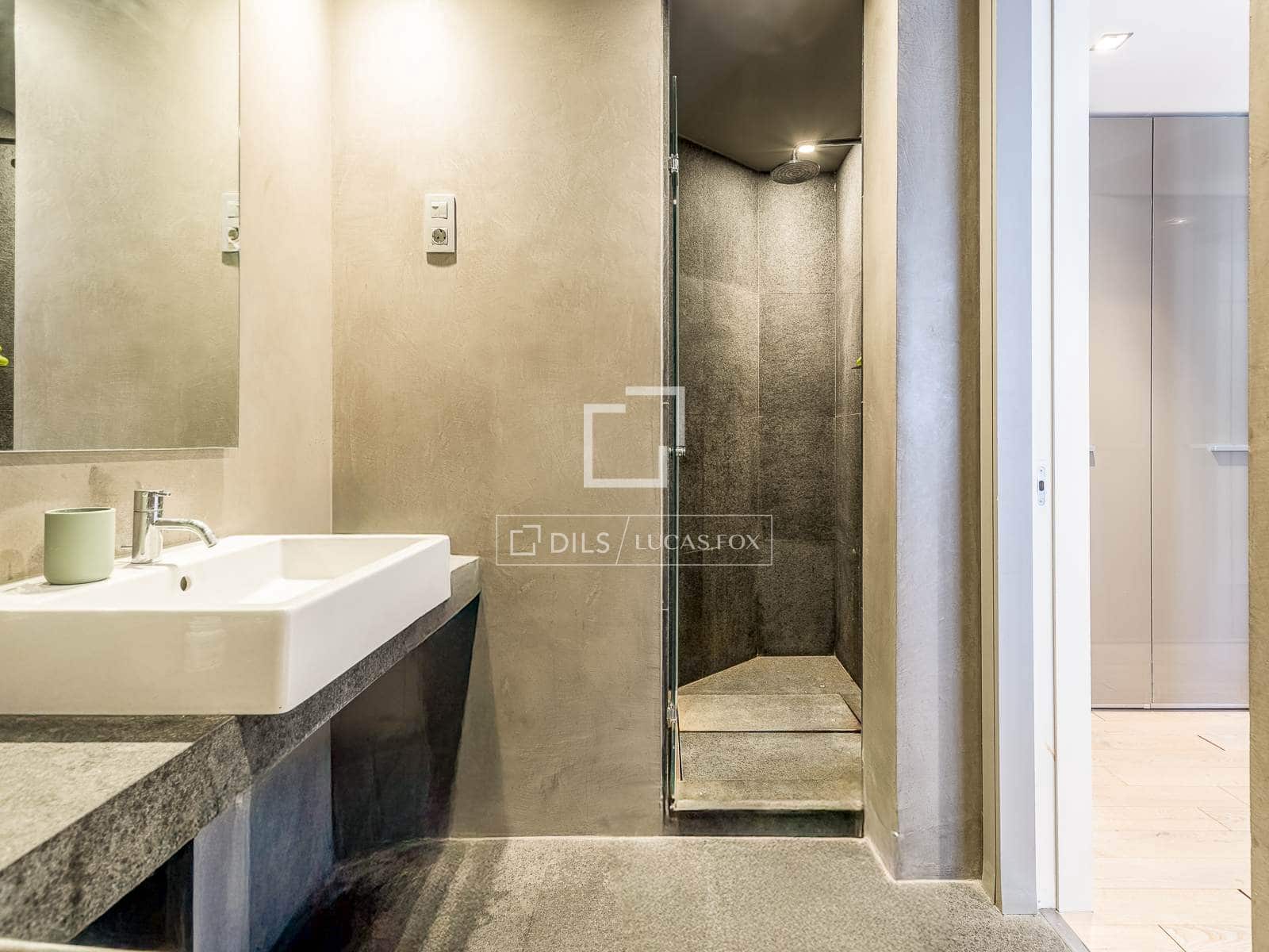 2 soveværelse Lejlighed til salg i Barcelona by - € 1.100.000 (Ref: 9685552)