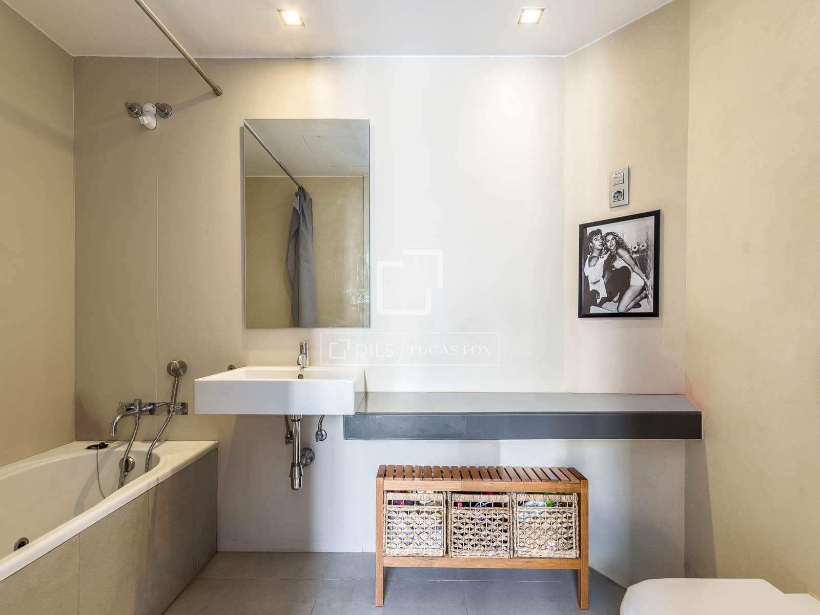 2 soveværelse Lejlighed til salg i Barcelona by - € 1.100.000 (Ref: 9685552)