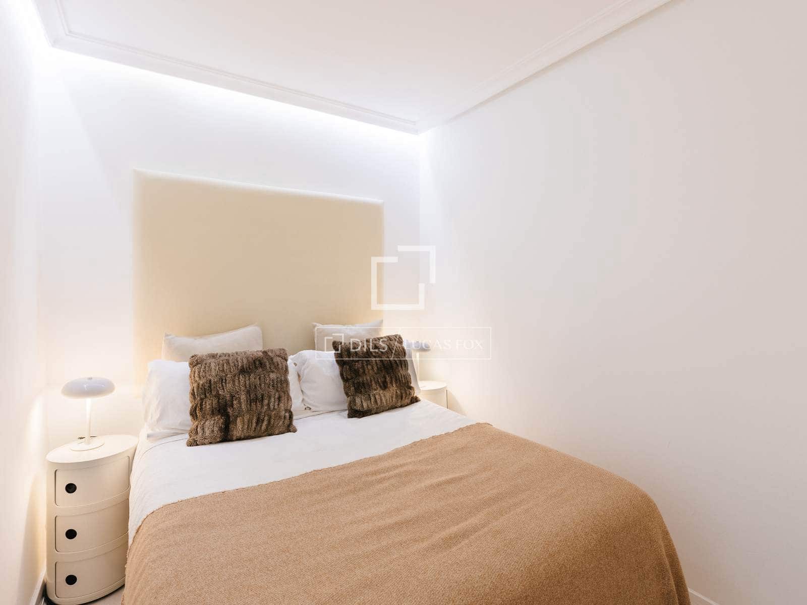 1 sypialnia Apartament do wynajęcia w Miasto Madryt z basenem - 1 350 € (Ref: 9685553)