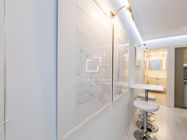 1 sypialnia Apartament do wynajęcia w Trafalgar, Miasto Madryt z basenem - 1 350 € (Ref: 9685553)