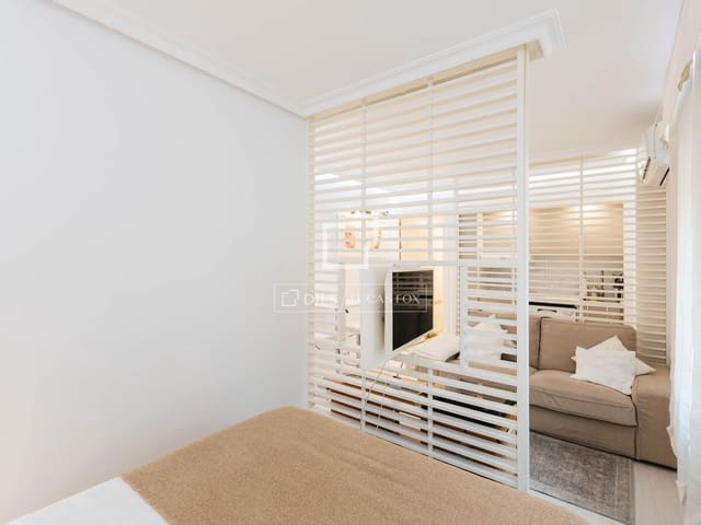 1 sypialnia Apartament do wynajęcia w Trafalgar, Miasto Madryt z basenem - 1 350 € (Ref: 9685553)