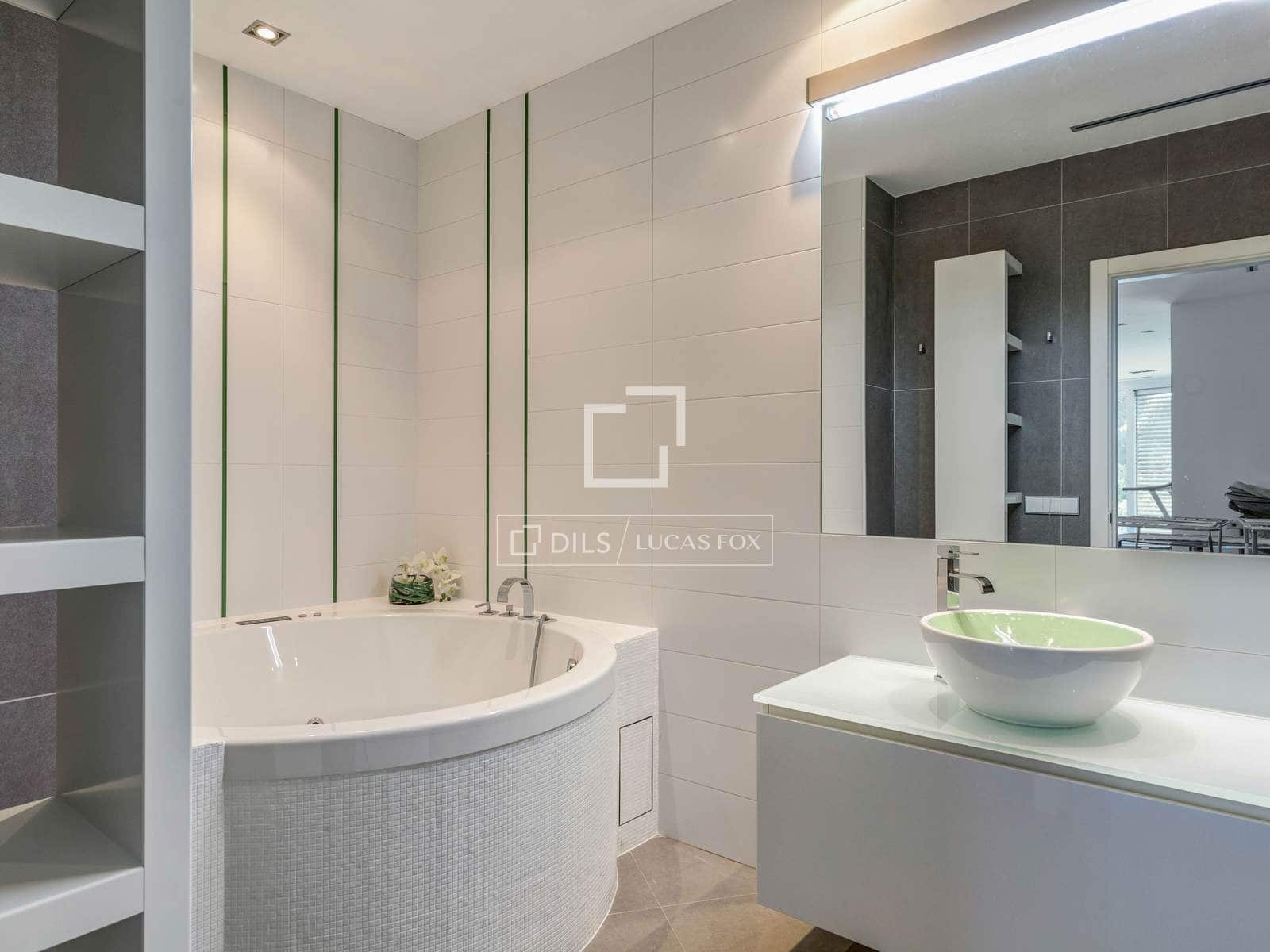 6 soveværelse Villa til salg i Blanes med swimmingpool garage - € 4.500.000 (Ref: 9685676)