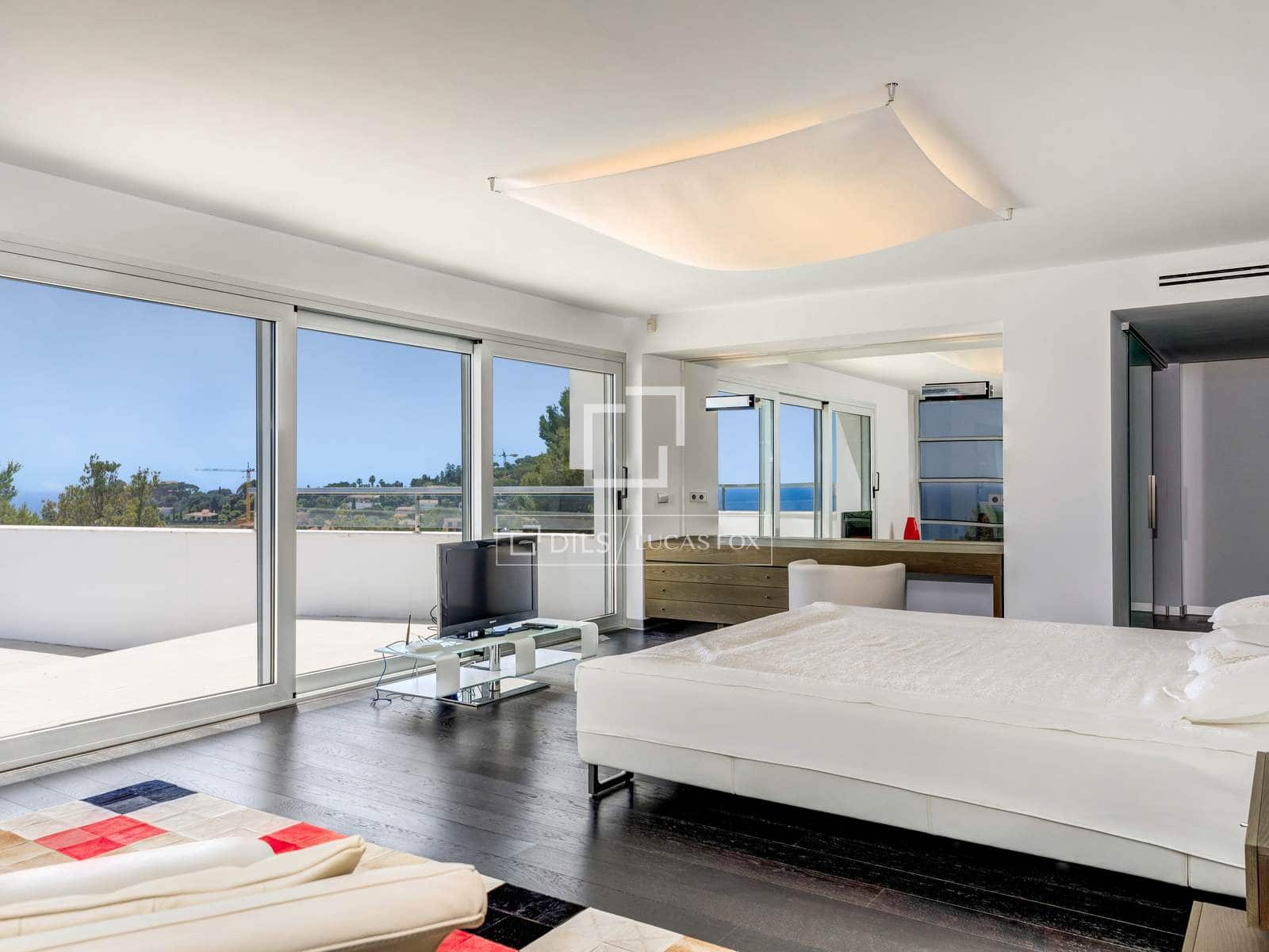 6 soveværelse Villa til salg i Blanes med swimmingpool garage - € 4.500.000 (Ref: 9685676)