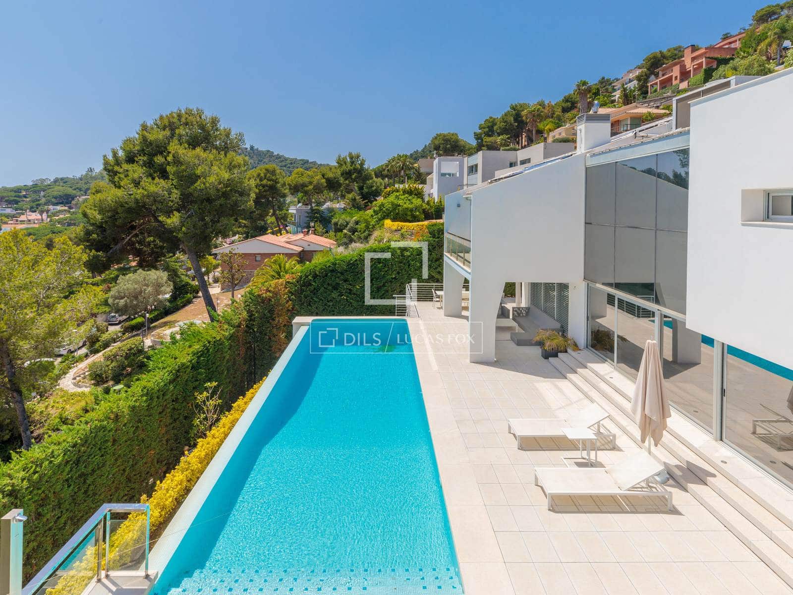 6 soveværelse Villa til salg i Blanes med swimmingpool garage - € 4.500.000 (Ref: 9685676)