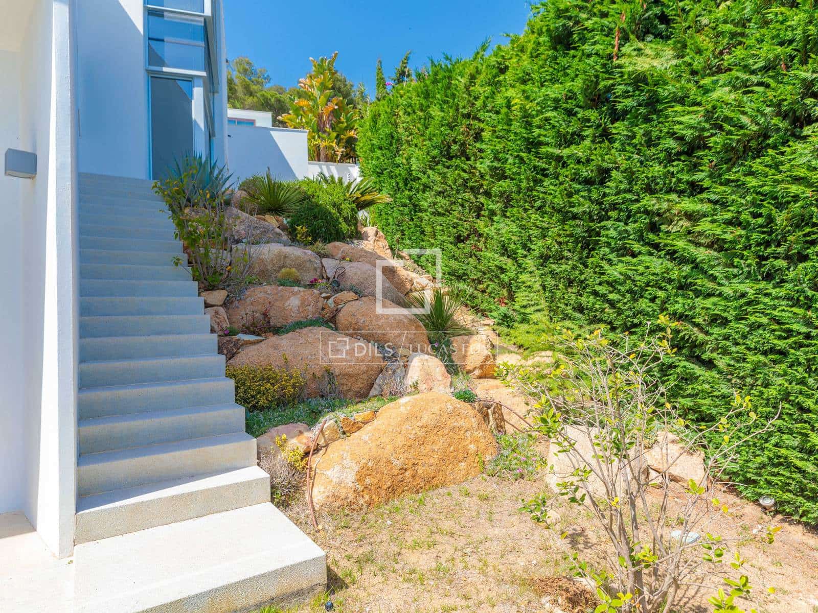 6 soveværelse Villa til salg i Blanes med swimmingpool garage - € 4.500.000 (Ref: 9685676)