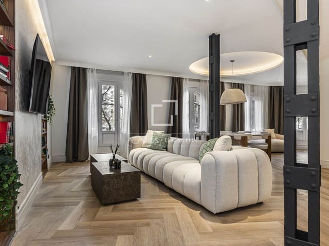 Apartamento de 3 habitaciones en Trafalgar, Madrid ciudad en venta - 1.530.000 € (Ref: 9685678)