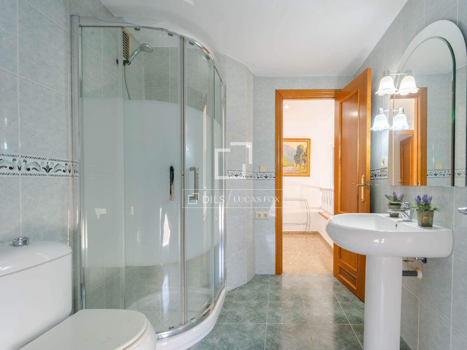 2 sovrum Lägenhet att hyra i Valencia stad med garage - 1 450 € (Ref: 9685679)