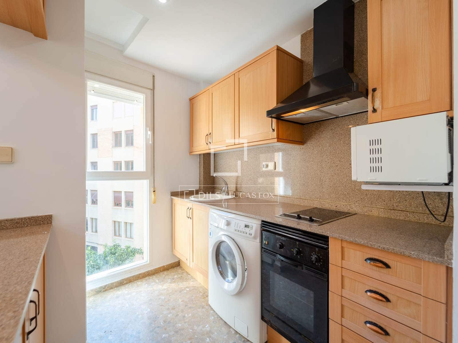 2 sovrum Lägenhet att hyra i Valencia stad med garage - 1 450 € (Ref: 9685679)