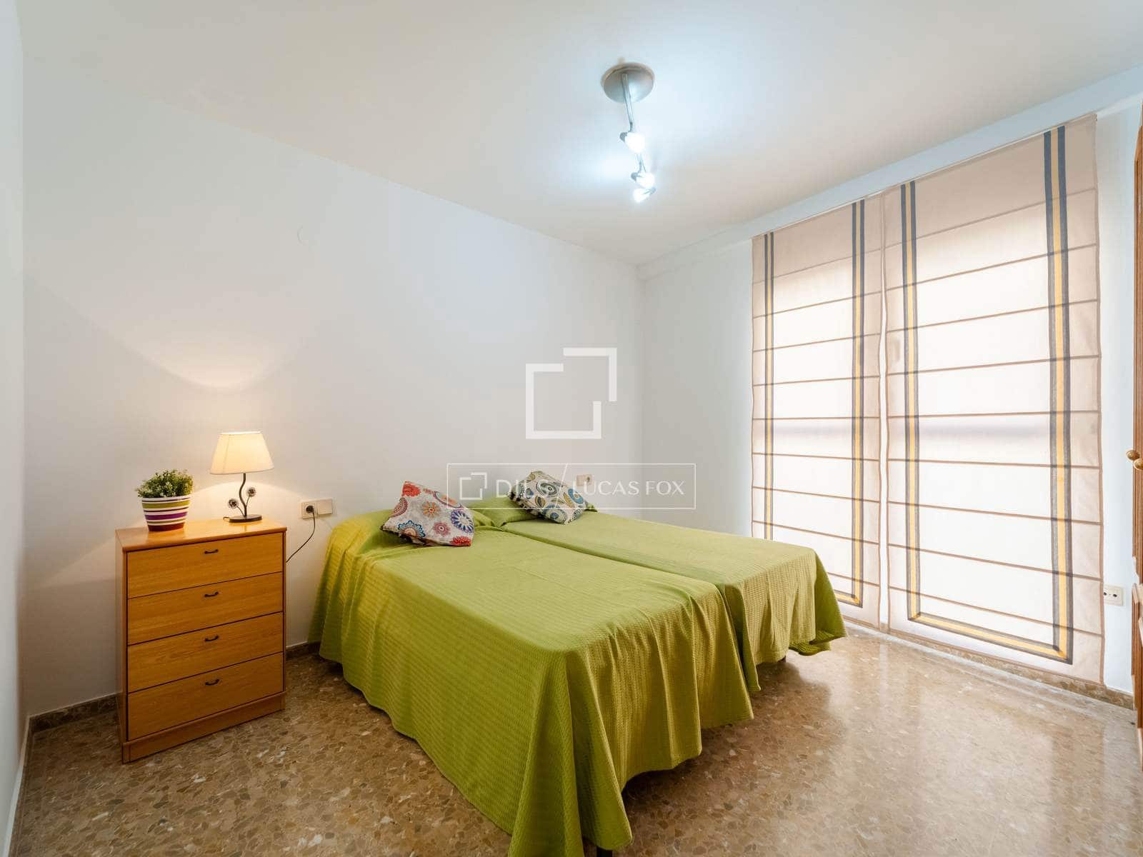 2 sovrum Lägenhet att hyra i Valencia stad med garage - 1 450 € (Ref: 9685679)