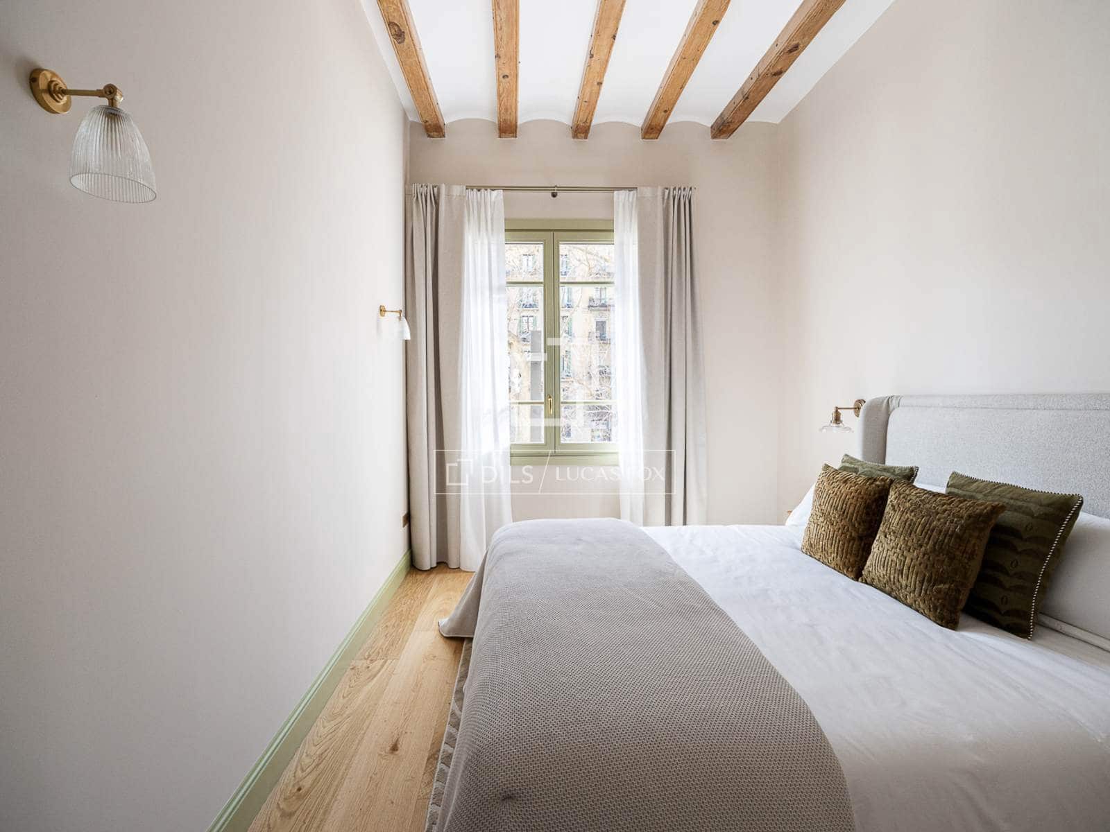 Apartamento de 3 habitaciones en Barcelona ciudad en venta - 2.100.000 € (Ref: 9687292)