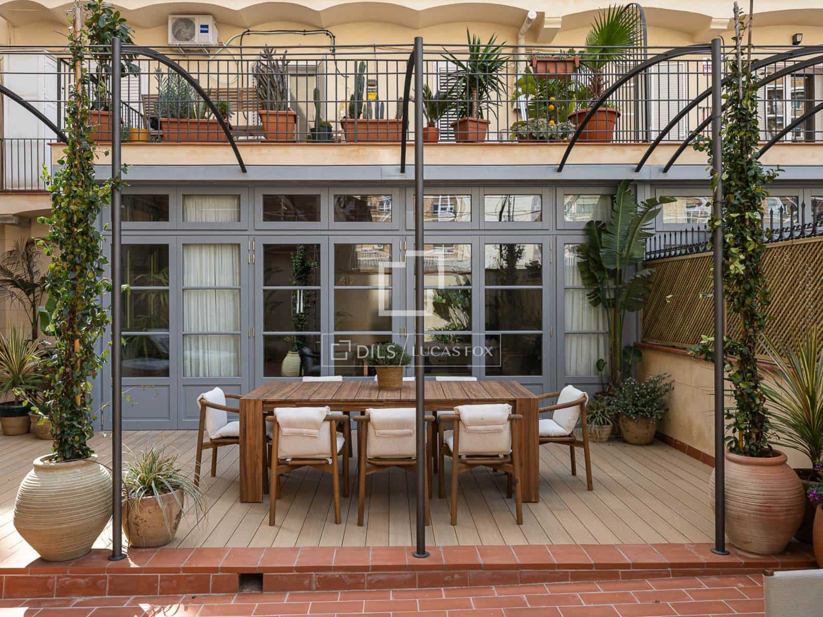 Apartamento de 3 habitaciones en Barcelona ciudad en venta - 2.100.000 € (Ref: 9687292)